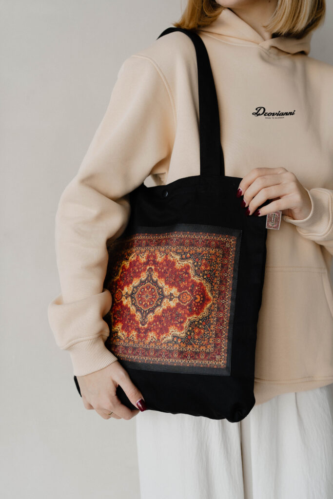 Bag with rug